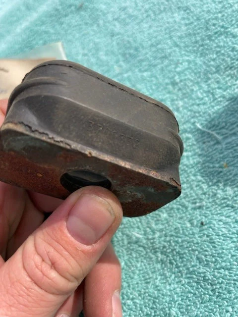 1952-1954 Chevrolet 150, 210, Bel Air NOS Front Lower Engine Motor Mounts PAIR #3700332 - Image 7