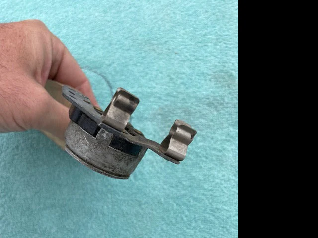 1940-1946 Chevrolet Pickup Truck NOS Headlight Switch #1994017 - Image 3
