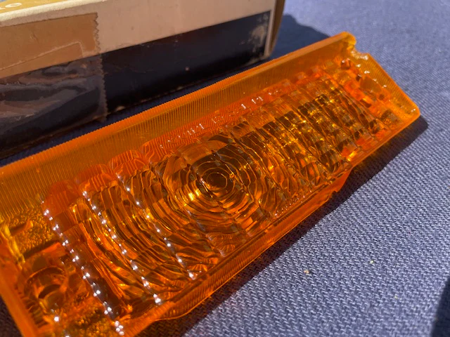 1968 Chevrolet Bel Air Biscayne Impala Caprice NOS Amber Park Light Lens Pair #5960367 / 5960368 - Image 3