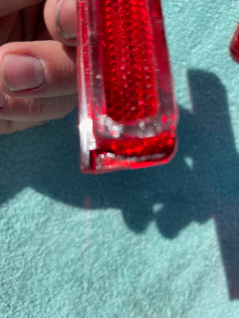 1970 - 1972 Chevrolet Chevelle Wagon El Camino NOS Tail Light Reflex Lens Pair #5964151 / 5964152 - Image 4