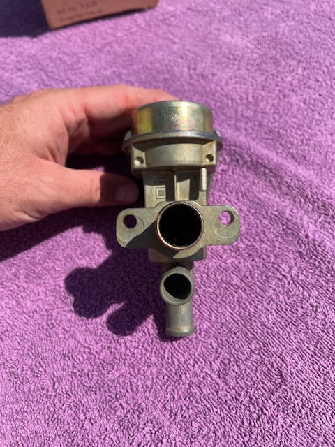 1968 Chevrolet Chevelle Camaro Impala Caprice Nova Pickup Truck 396 427 NOS Smog Air Diverter Valve #7036448 - Image 6