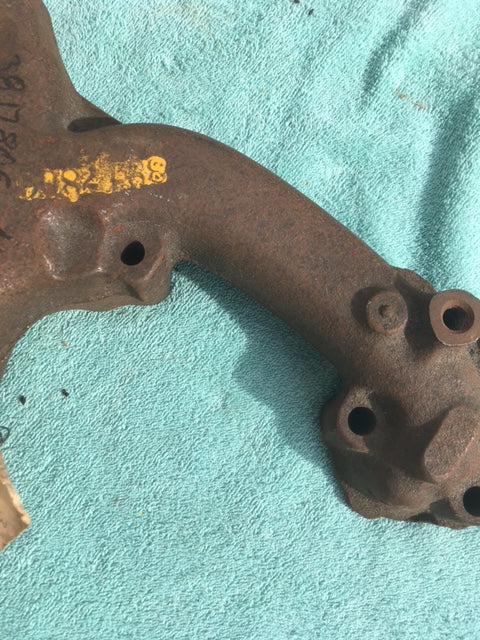 1957 - 1965 Chevrolet Corvette 283 / 327 (various specific applications) NOS RH Exhaust Manifold #3817806 (cast 3750556) - Image 4