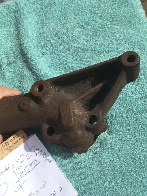 1957 - 1965 Chevrolet Corvette 283 / 327 (various specific applications) NOS RH Exhaust Manifold #3817806 (cast 3750556) - Image 5