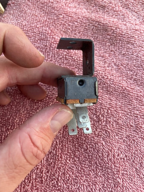 1968 Chevrolet Impala Caprice Biscayne NOS AC Heater Control Switch #3919586 - Image 4