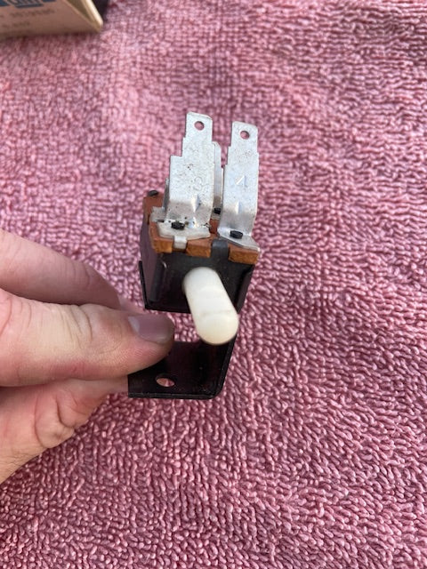1968 Chevrolet Impala Caprice Biscayne NOS AC Heater Control Switch #3919586 - Image 5