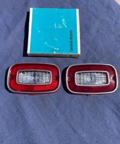 1971 - 1973 Chevrolet Vega Coupe NOS GUIDE Backup Light Lamp Lens Pair #5966018