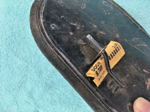 1959-68 Chevrolet Impala Biscayne Bel Air Caprice NOS Cowl LH Air Outlet Door #4838831 / 884954 - Image 5