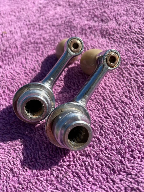 1930's 1940's GM NOS Rose Tan Ivory Knob Vent Window Crank Handle Pair #4091272? - Image 7