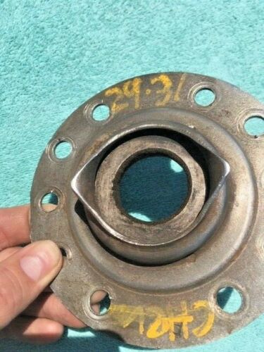 1929 1930 1931 Chevrolet USED Rear Outer Axle Shaft Bearing Seal & Retainer #344282 / 344072 - Image 3