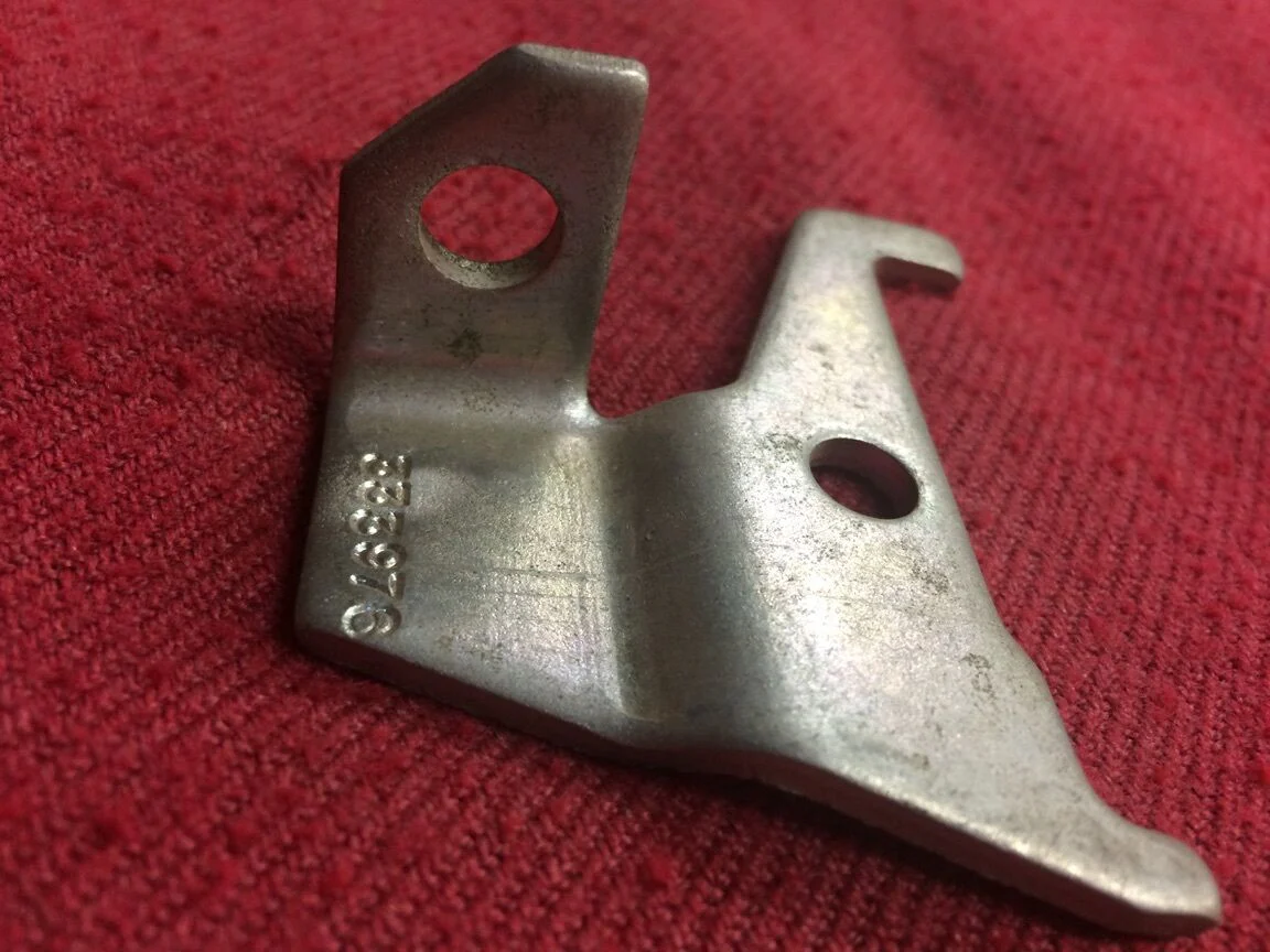 1972 Chevrolet Vega 1BC NOS Carburetor Throttle Return Solenoid Bracket Support #333976 - Image 4